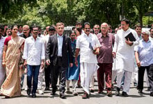 राज्यसभा चुनावः नटराजन मामले को लेकर चुनाव आयोग से मिले कांग्रेस नेता, फैसले को निरस्त करने की मांग की