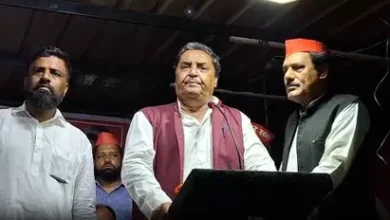 सपा सांसद का आपत्तिजनक बयान, बोले- बहुसंख्यक आवाम जहरीली हुई