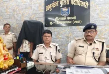 बिहार: गयाजी में एसटीएफ और पुलिस की संयुक्त कार्रवाई, 8 देशी कट्टे व 4 कारतूस के साथ दो गिरफ्तार