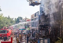 लखनऊ अग्निकांड: 4 अधिकारी निलंबित, 3 आरोपी गिरफ्तार, बिल्डिंग मालिक फरार, 15 लोगों की मौत का जिम्मेदार कौन?