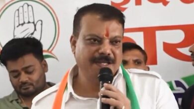 मीनाक्षी नटराजन नामांकन विवाद: उमंग सिंघार ने चुनाव आयोग पर लगाए पक्षपात के आरोप, कहा “सुप्रीम कोर्ट से न्याय की उम्मीद”
