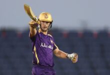 Tromp, Fletcher and Russell lift LAKR to No. 3